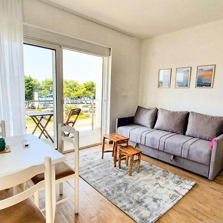 Olav Holiday Apartments บาร์ ภายนอก รูปภาพ