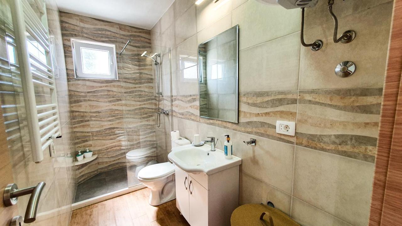 Olav Holiday Apartments บาร์ ภายนอก รูปภาพ