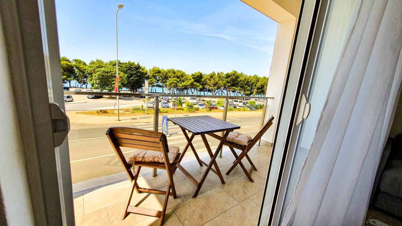 Olav Holiday Apartments บาร์ ภายนอก รูปภาพ