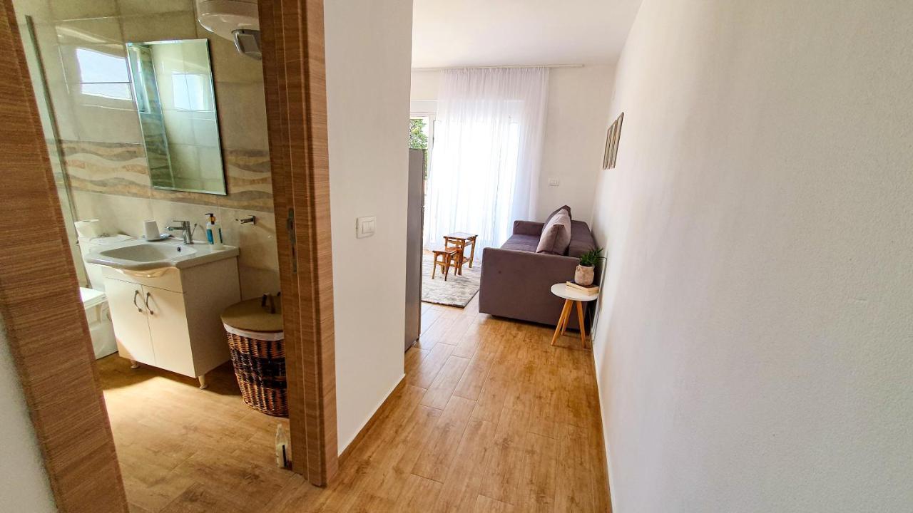 Olav Holiday Apartments บาร์ ภายนอก รูปภาพ