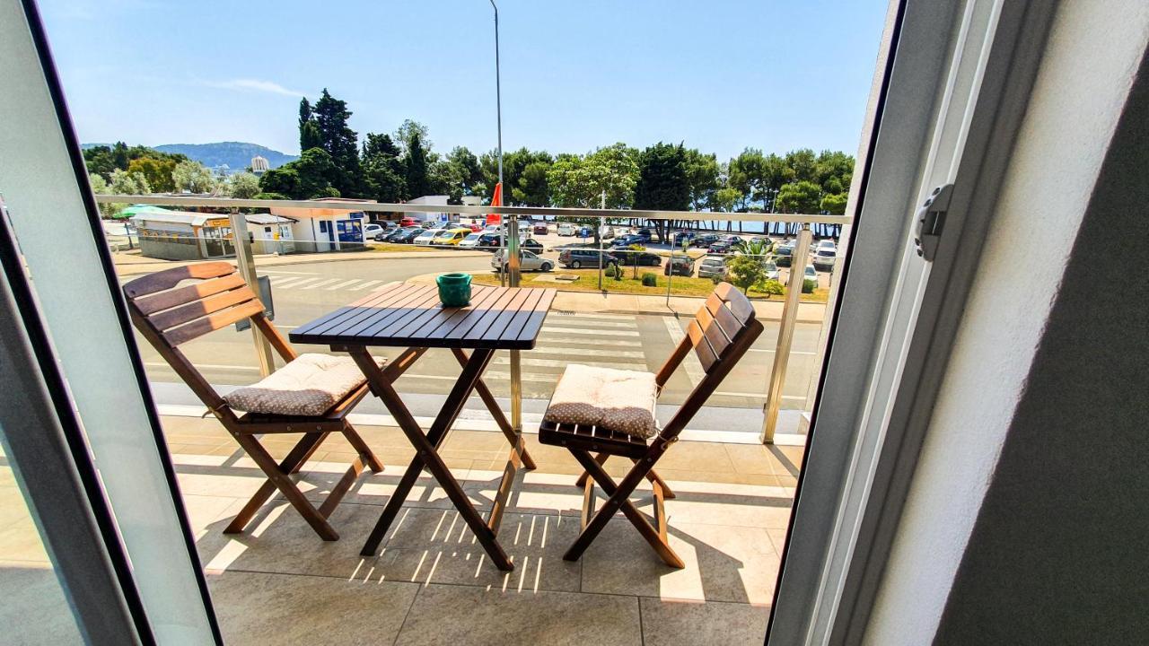 Olav Holiday Apartments บาร์ ภายนอก รูปภาพ